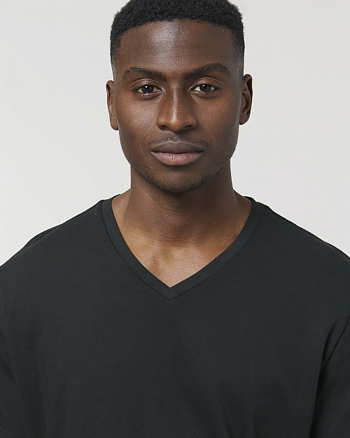 Stanley Presenter V-Neck T-shirt 155g (STTM562) - Photo