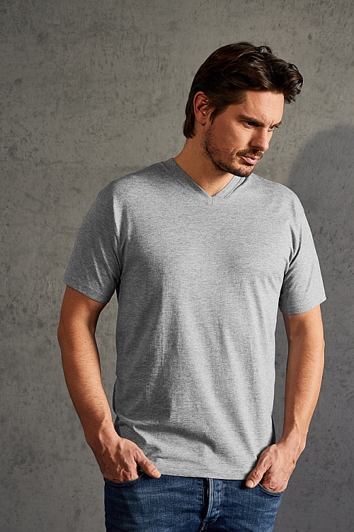V-neck T-shirt Promodoro Premium V-Neck-T (P-3025) - Photo
