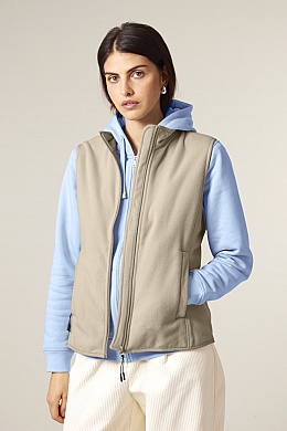 Stella Quester - Photo